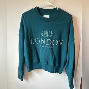 Abercrombie & Fitch Soft A&F Embroidered London Sunday Crew Sweater, green